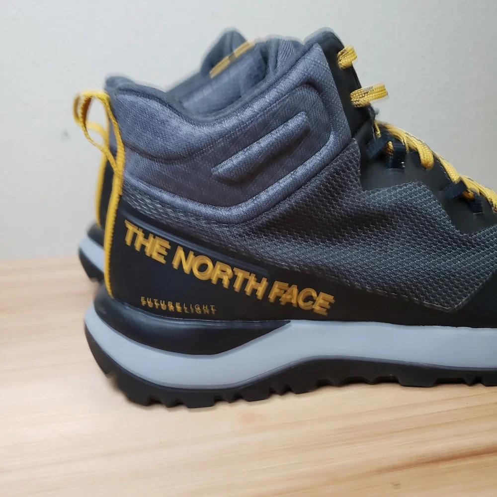 The North Face Men's Size 10.5 Mid Hiking Shoes Gray Future Light EXTS Camping